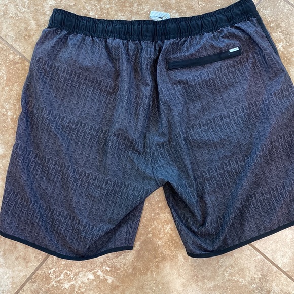 Vuori core short - XL - Picture 3 of 3
